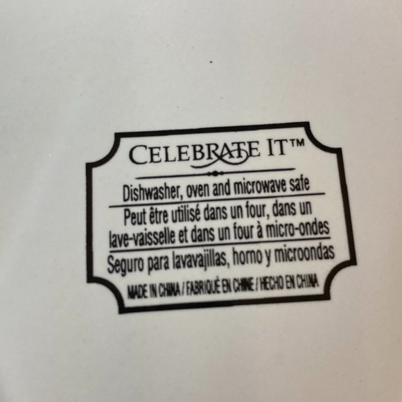 3 Halloween Ceramic Dishes Candies Nuts Ghost Pumpkin Skeleton - Picture 6 of 6